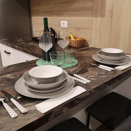 Ared-Atrium Mall Chrysflatty3 Premium Apartment 60Mp Arad Exterior photo