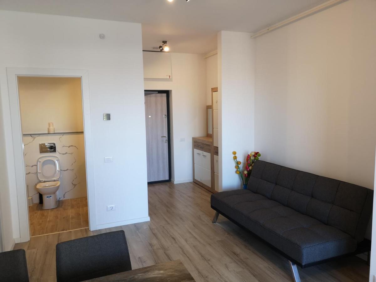 Ared-Atrium Mall Chrysflatty3 Premium Apartment 60Mp Arad Exterior photo