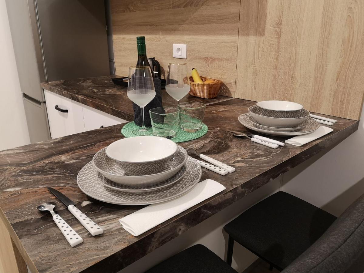 Ared-Atrium Mall Chrysflatty3 Premium Apartment 60Mp Arad Exterior photo
